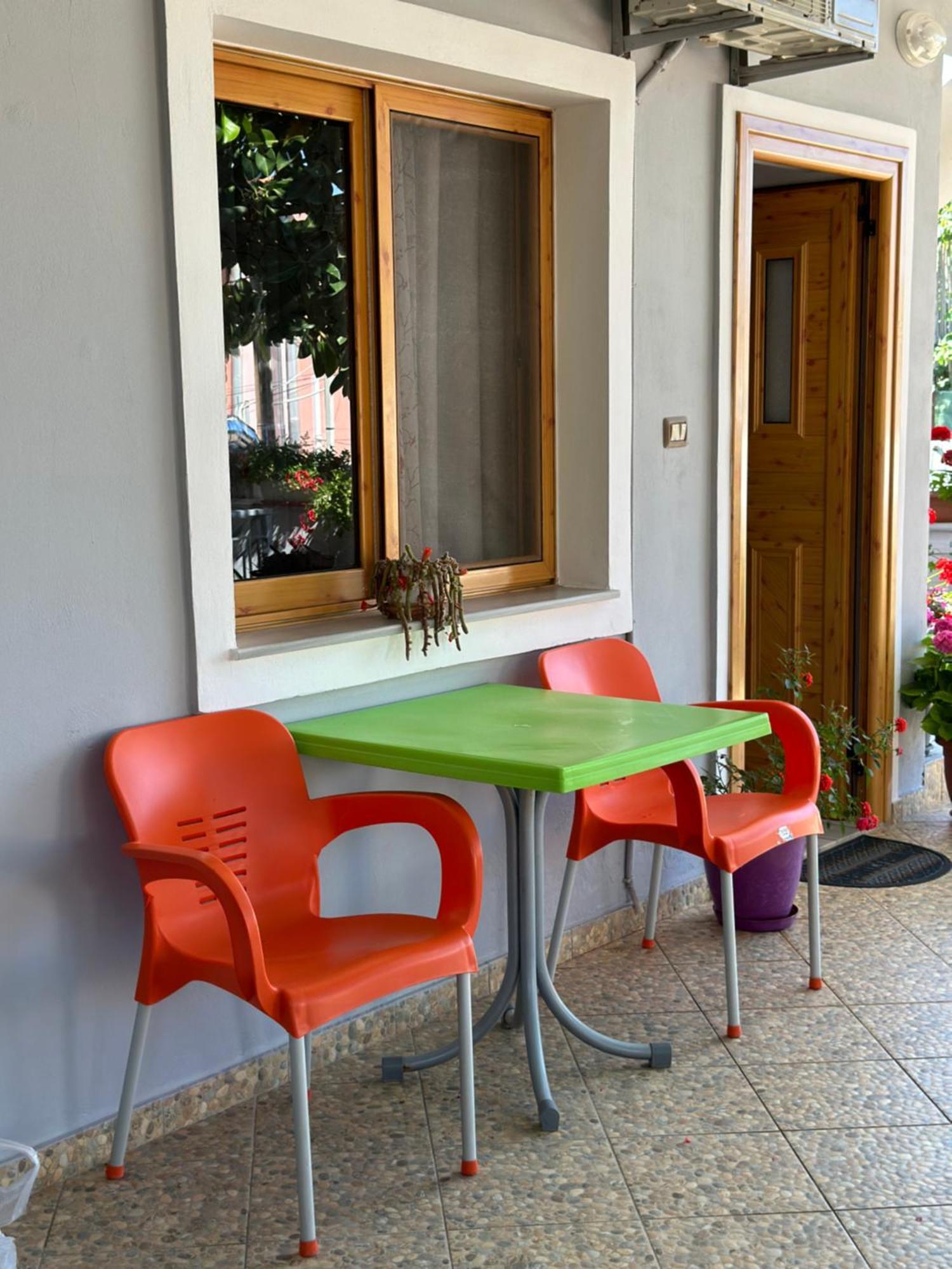 Albi'S Guesthouse Ksamil Bagian luar foto