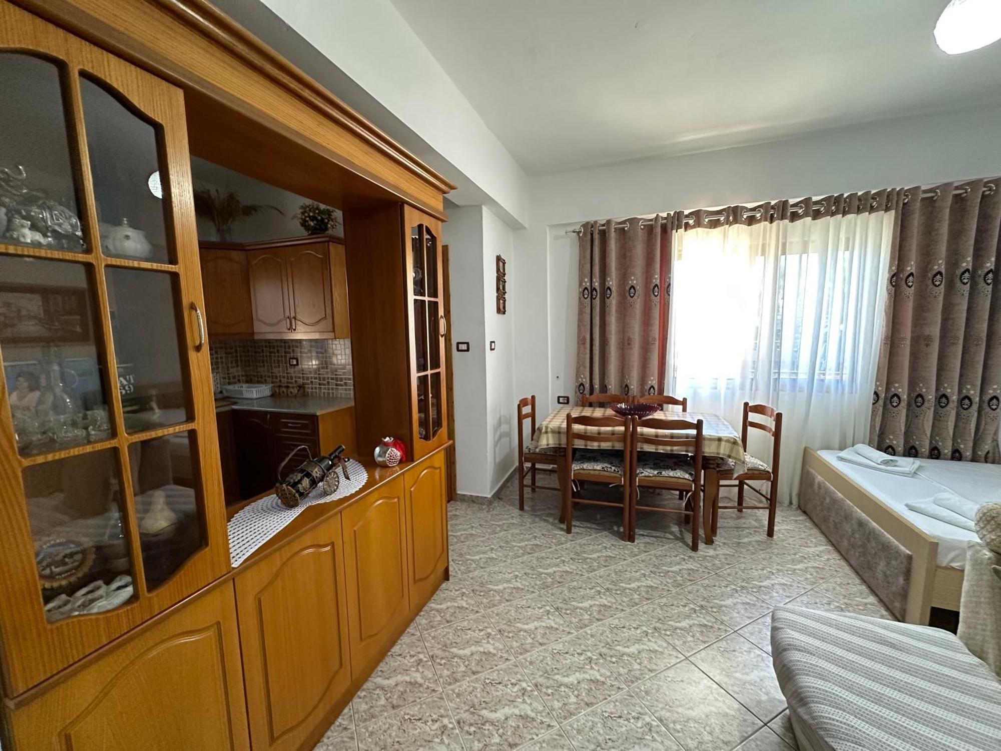 Albi'S Guesthouse Ksamil Bagian luar foto