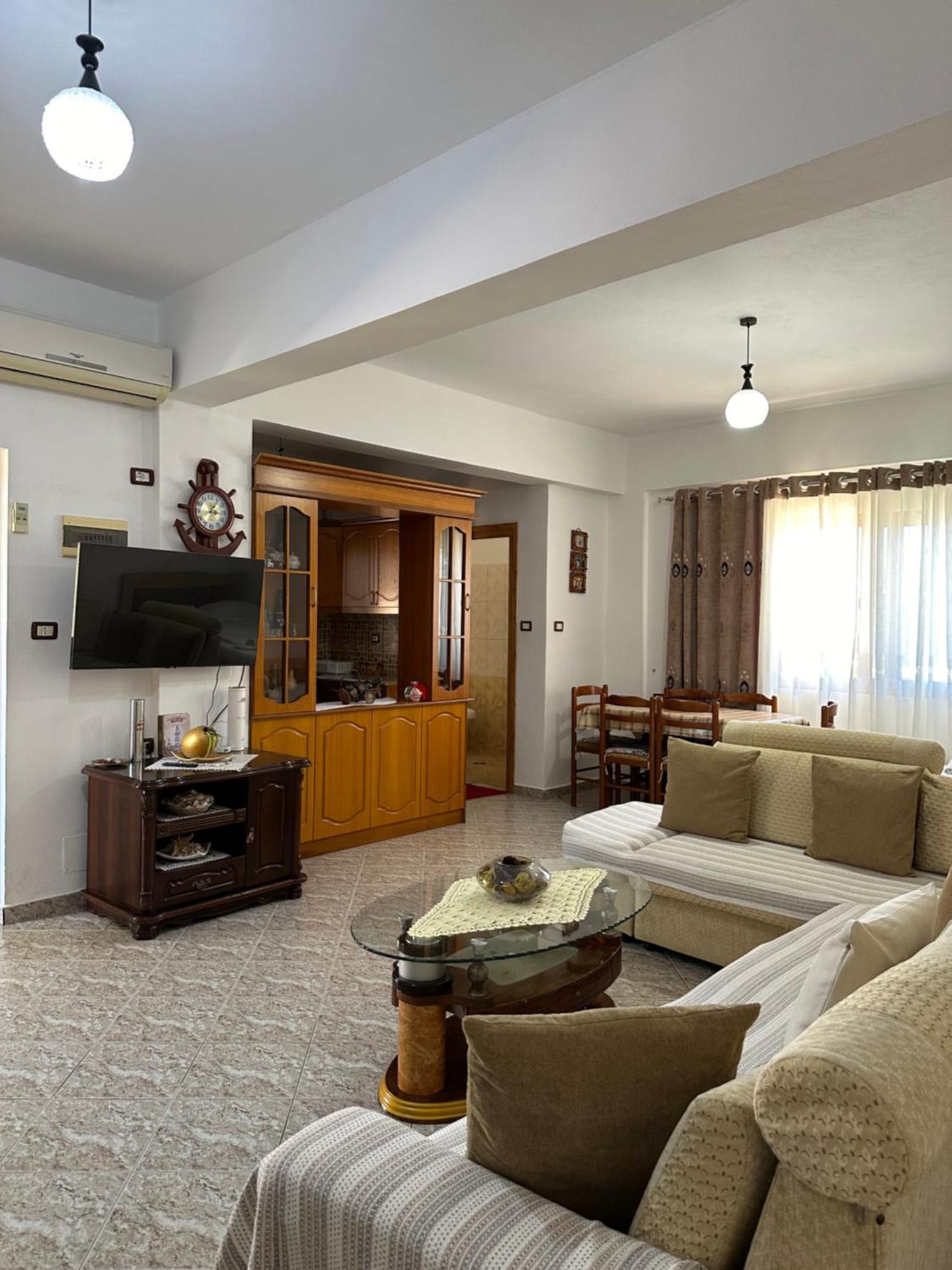 Albi'S Guesthouse Ksamil Bagian luar foto
